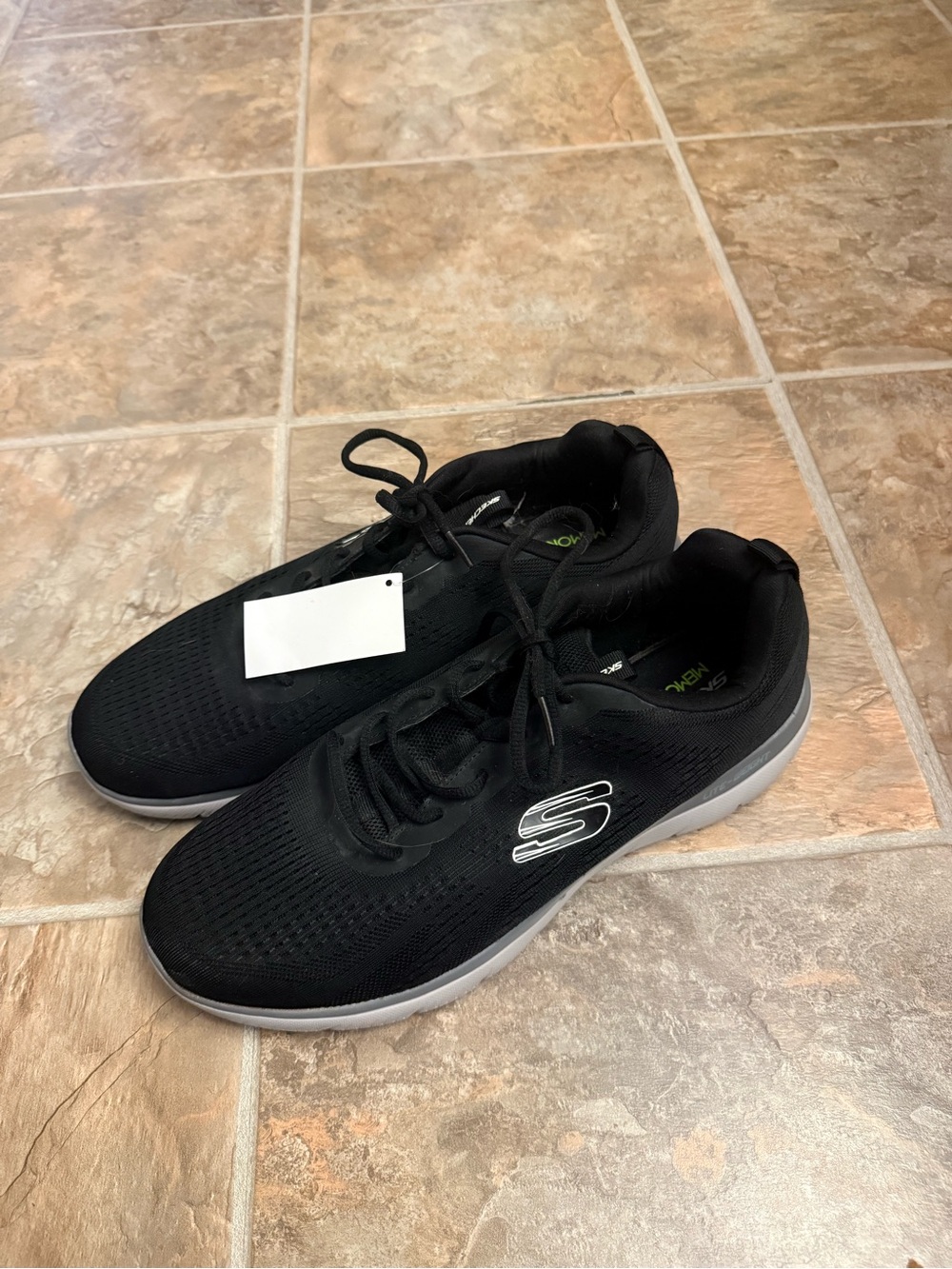 NWT Skechers Summits Lite-Weight Men’s Black Athletic Walking Sneakers Size 12 - Picture 3 of 5
